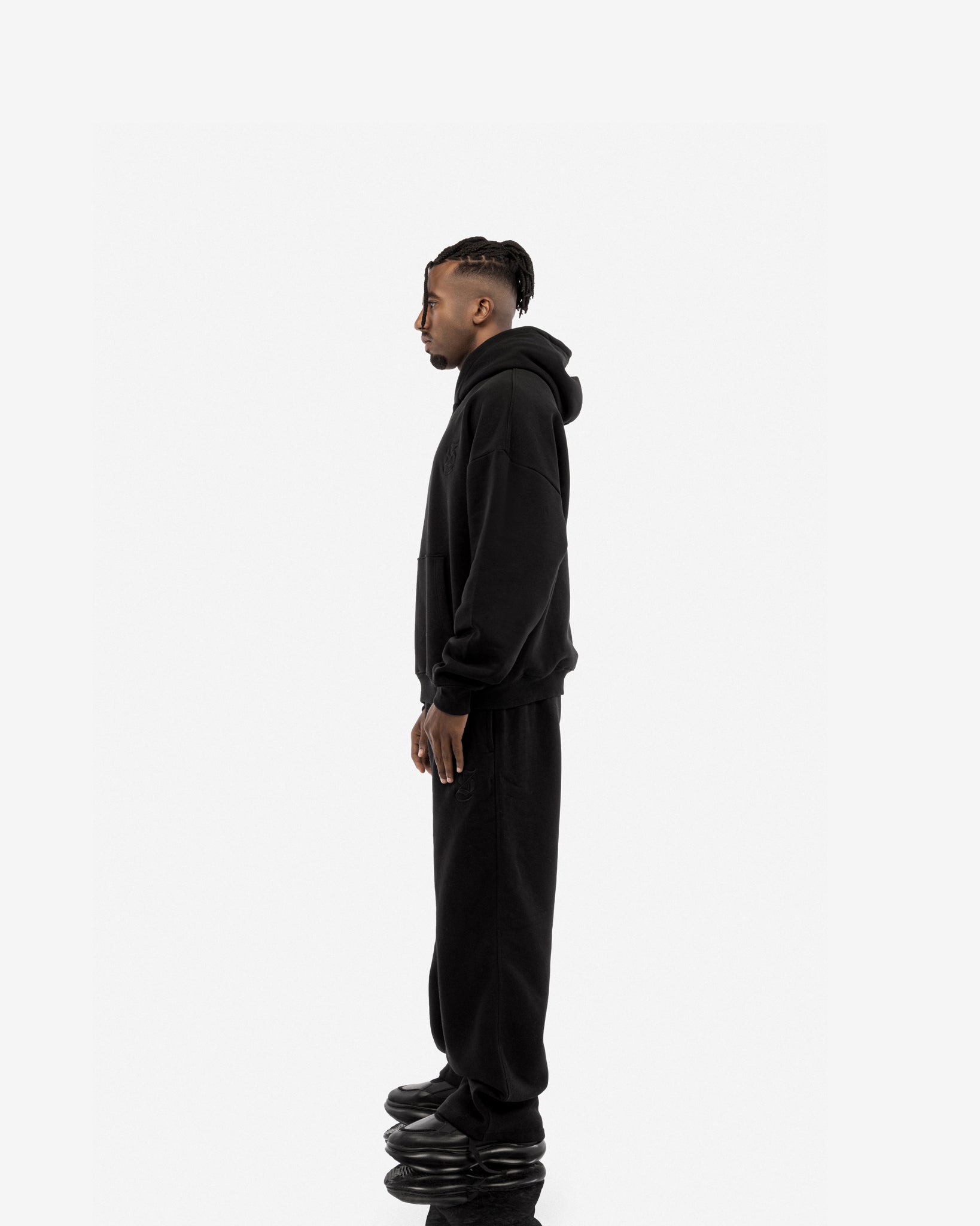 Basic Comfort Hoodie In Black